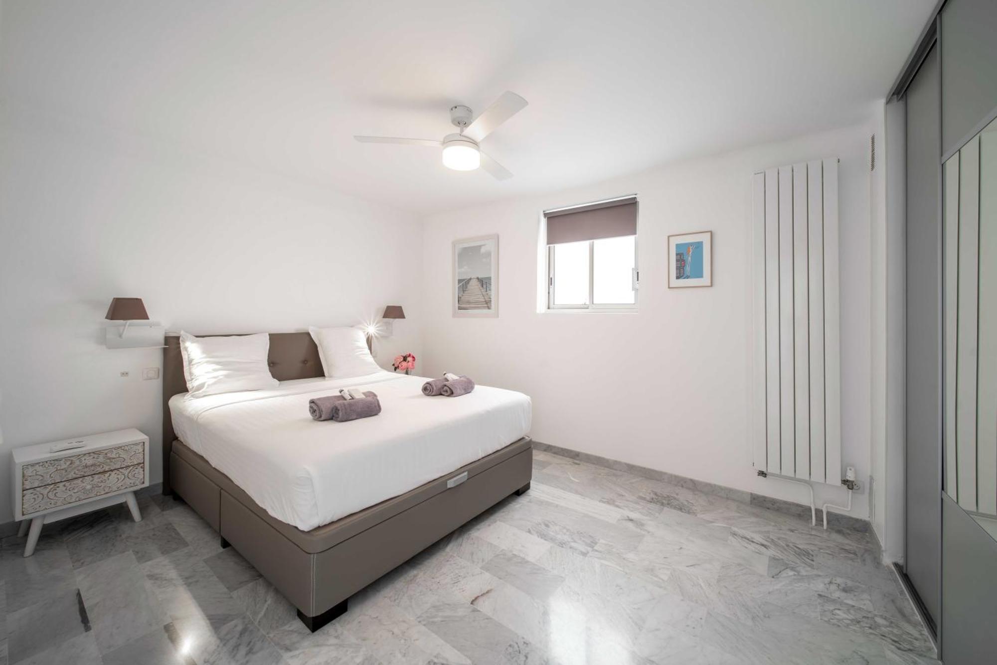 Apartment Renovated 155m2 3br6p - Palm Cannes