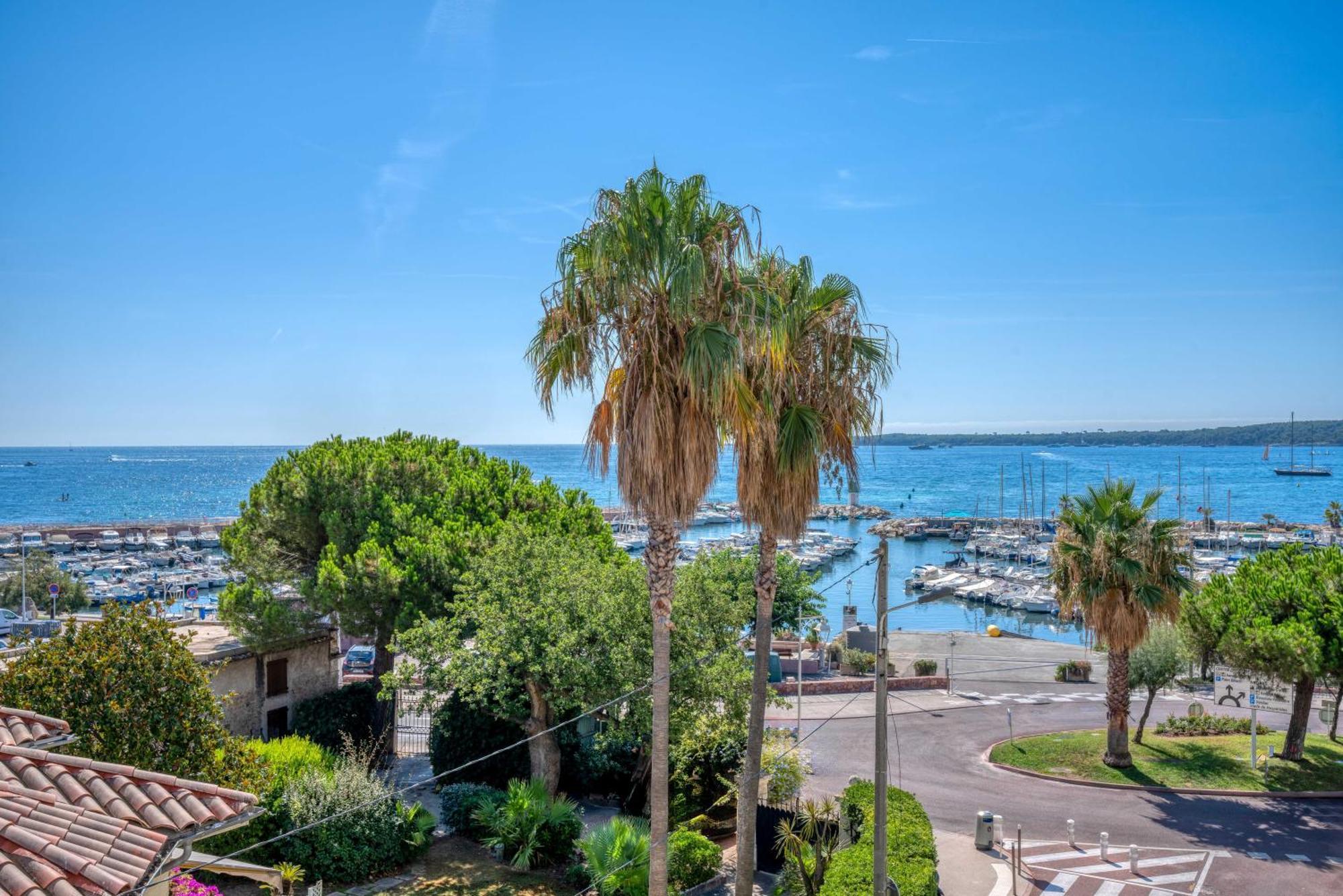 Renovated 155m2 3br6p - Palm Apartment *