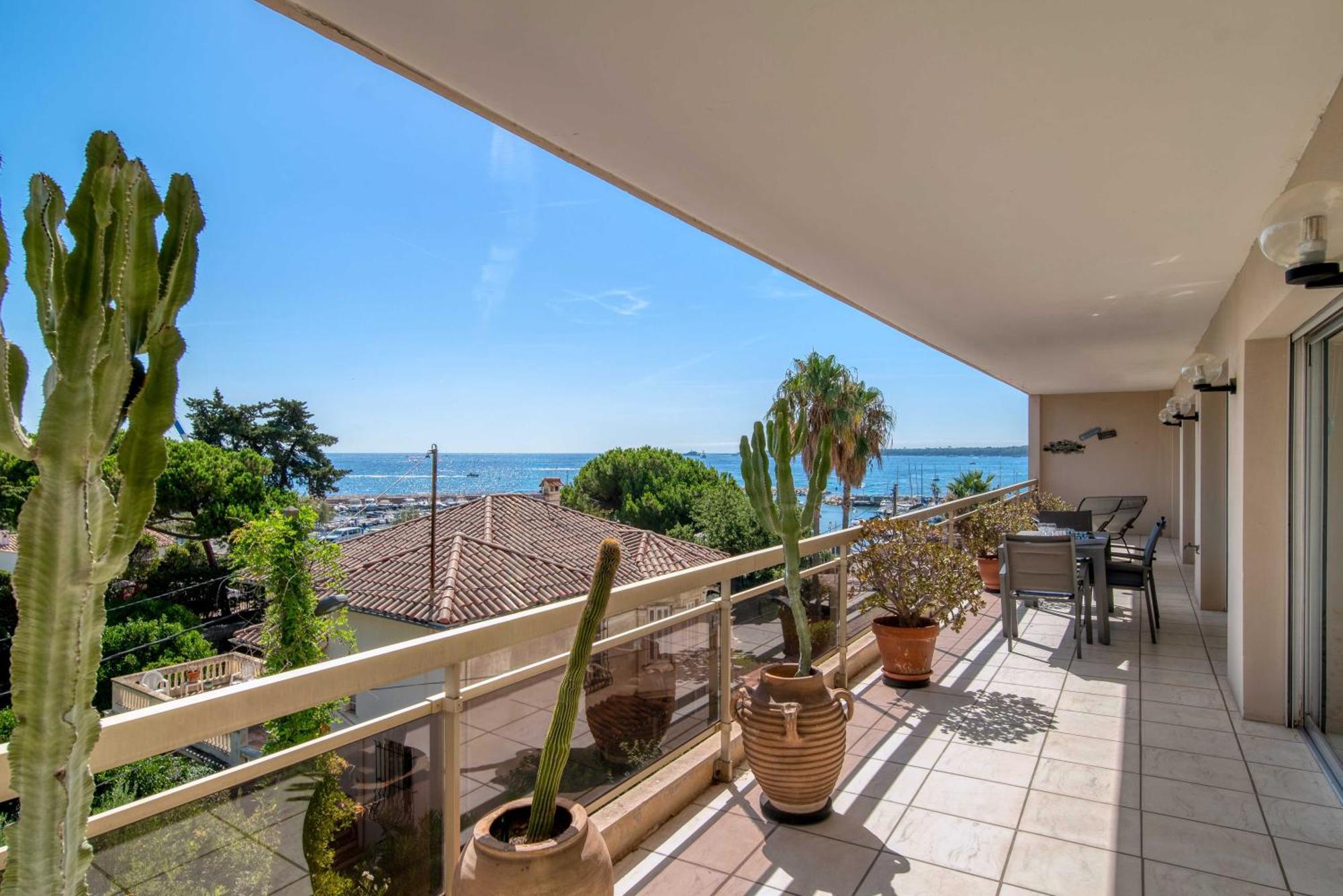 Renovated 155m2 3br6p - Palm Apartment Cannes