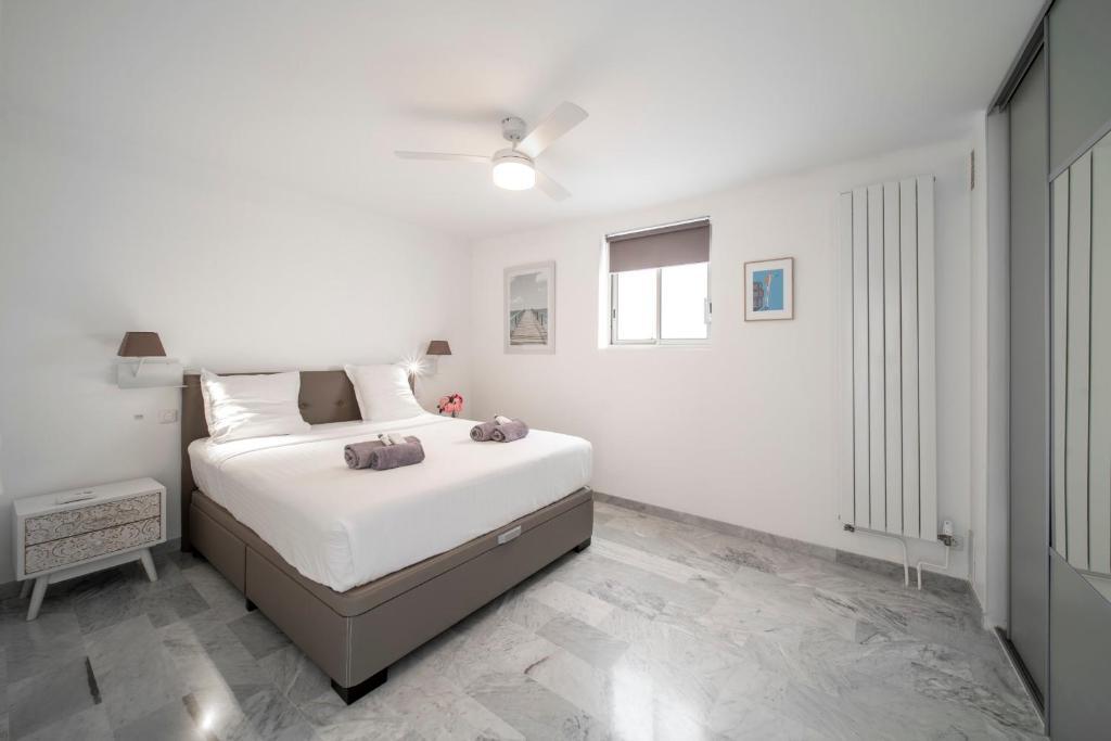Renovated 155m2 3br6p - Palm